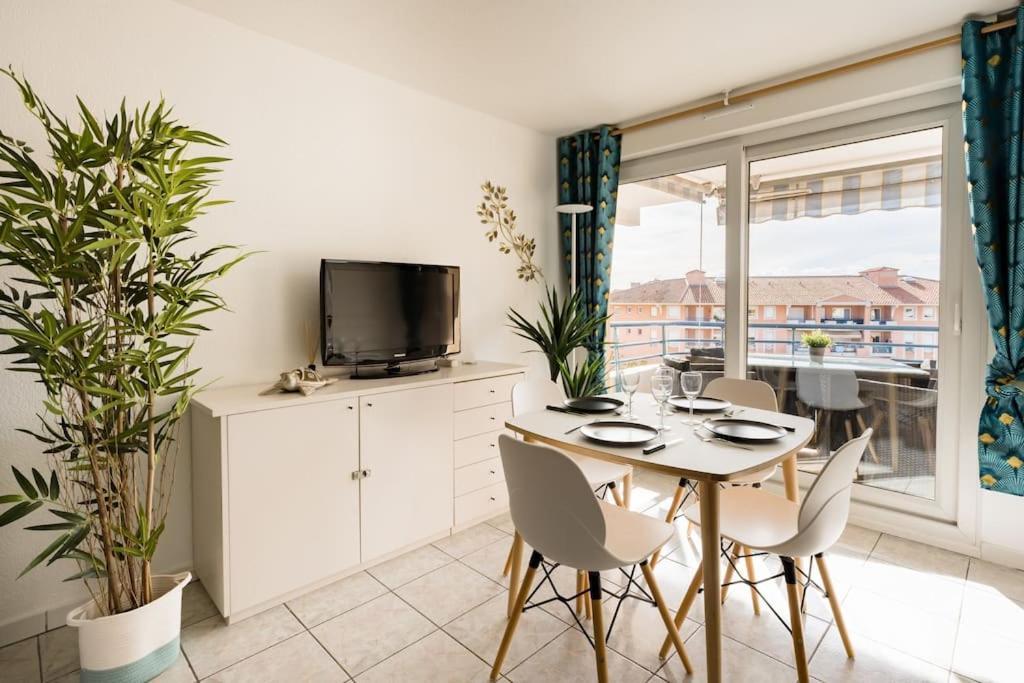 Port-Frejus, Le Paladien, Appartement 2 Pieces Climatise, Terrasse & Parking מראה חיצוני תמונה