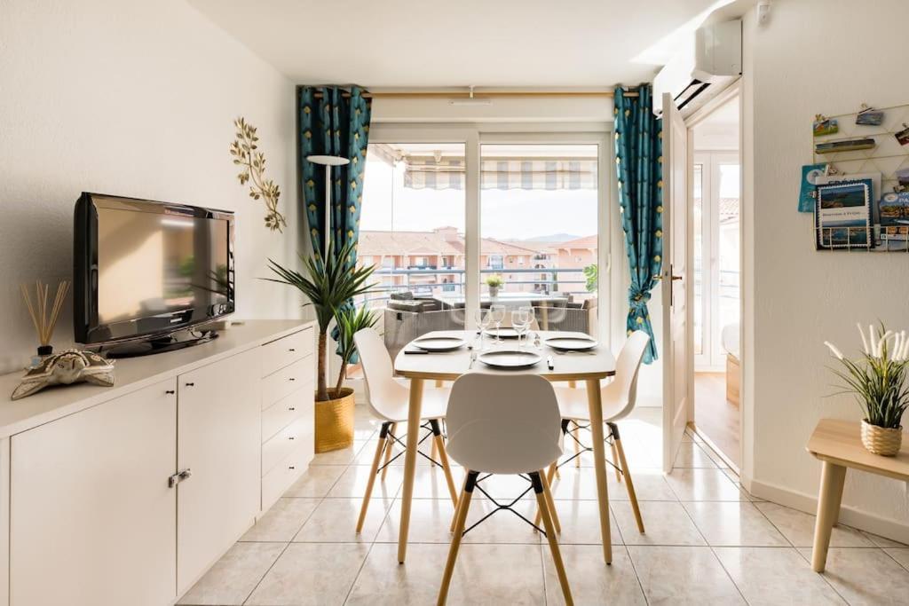 Port-Frejus, Le Paladien, Appartement 2 Pieces Climatise, Terrasse & Parking מראה חיצוני תמונה