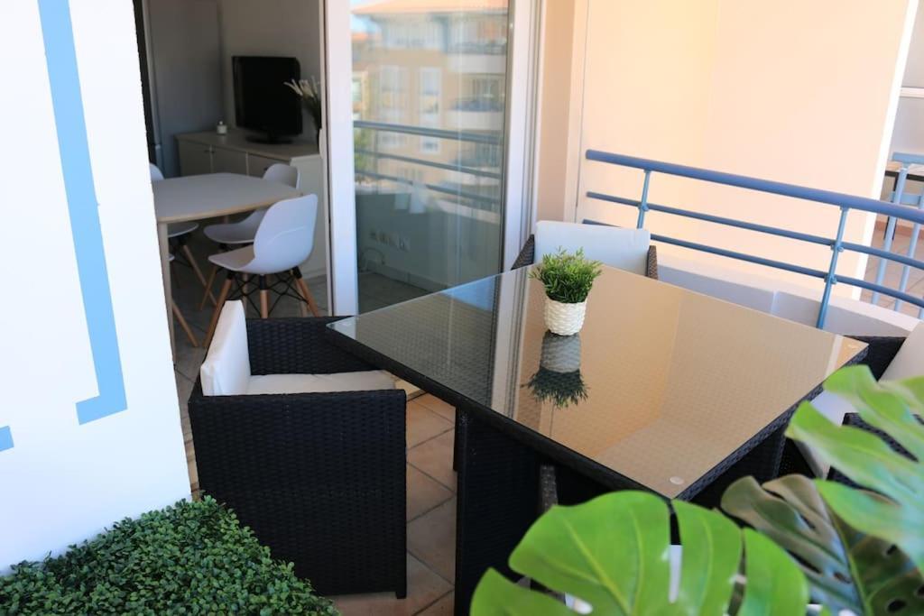 Port-Frejus, Le Paladien, Appartement 2 Pieces Climatise, Terrasse & Parking מראה חיצוני תמונה