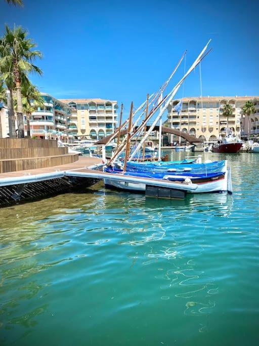 Port-Frejus, Le Paladien, Appartement 2 Pieces Climatise, Terrasse & Parking מראה חיצוני תמונה