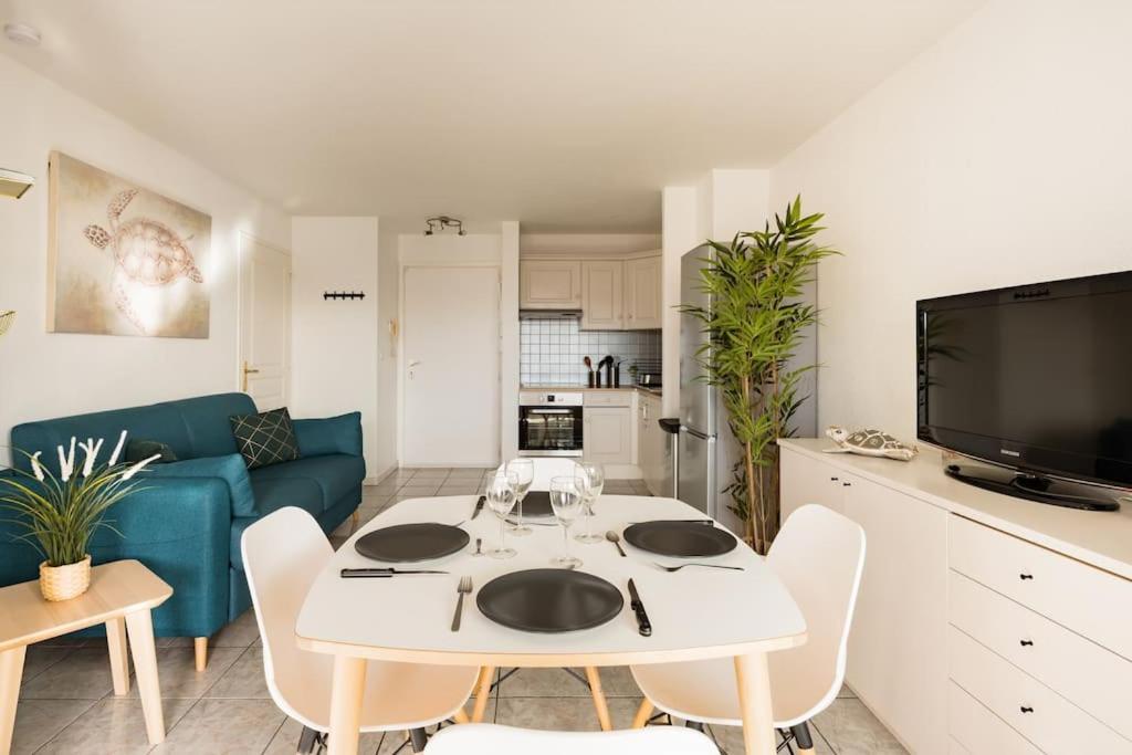 Port-Frejus, Le Paladien, Appartement 2 Pieces Climatise, Terrasse & Parking מראה חיצוני תמונה