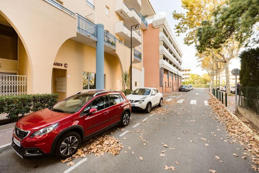 Port-Frejus, Le Paladien, Appartement 2 Pieces Climatise, Terrasse & Parking מראה חיצוני תמונה