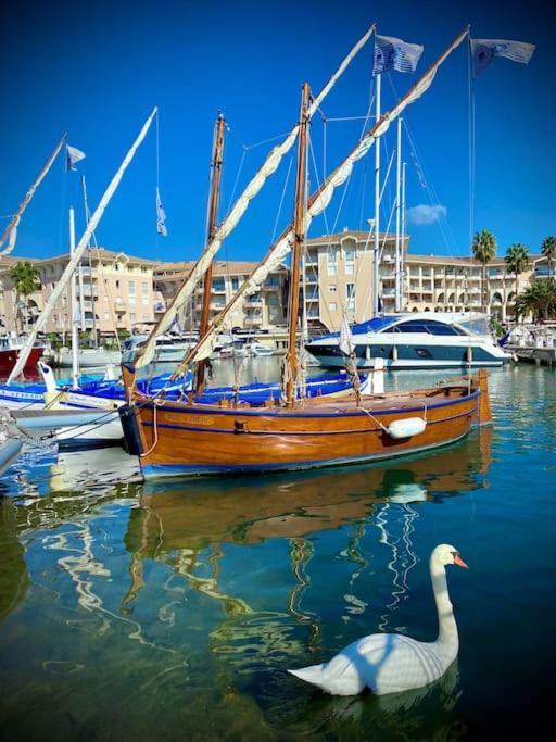 Port-Frejus, Le Paladien, Appartement 2 Pieces Climatise, Terrasse & Parking מראה חיצוני תמונה